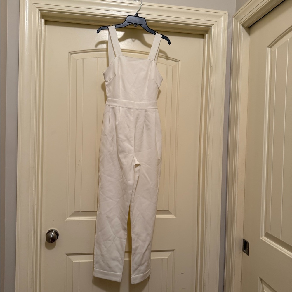 Six Crisp Days Elegant White Jumpsuit Size S